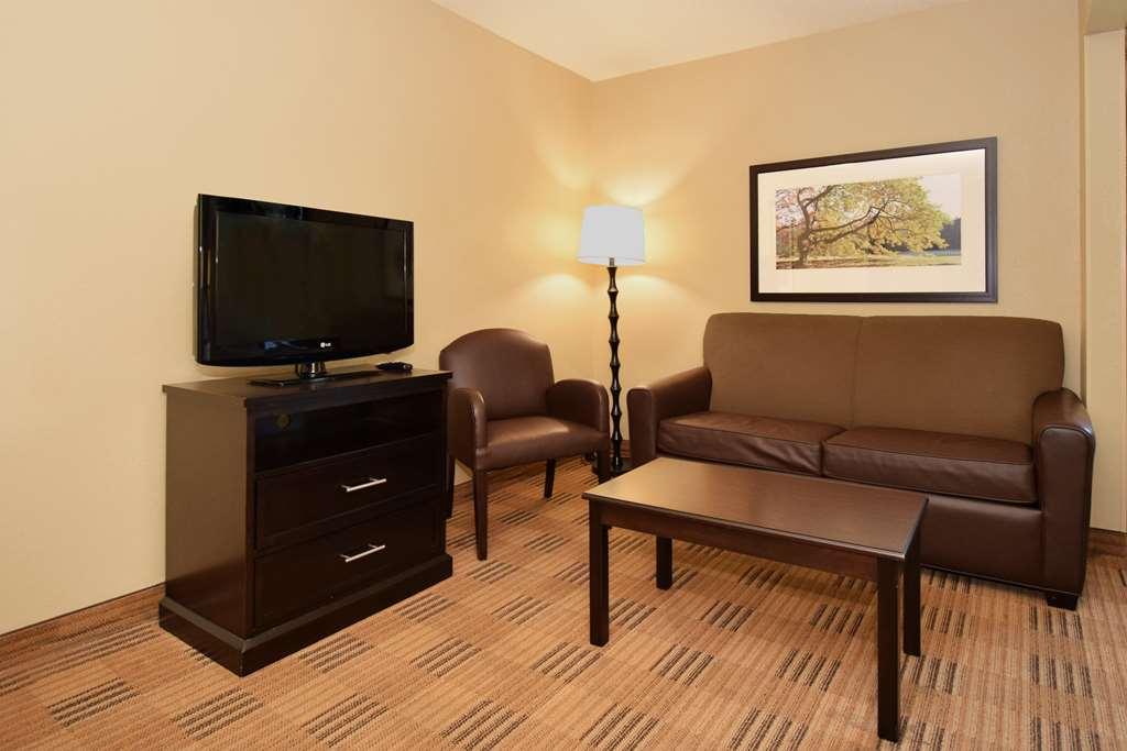 Extended Stay America Suites - Raleigh - Cary - Harrison Ave Phòng bức ảnh