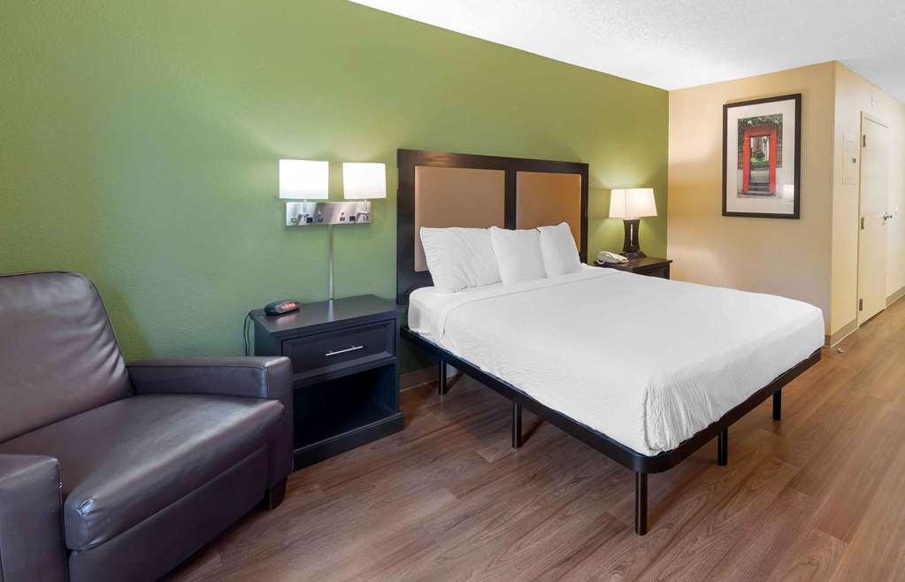Extended Stay America Suites - Raleigh - Cary - Harrison Ave Phòng bức ảnh
