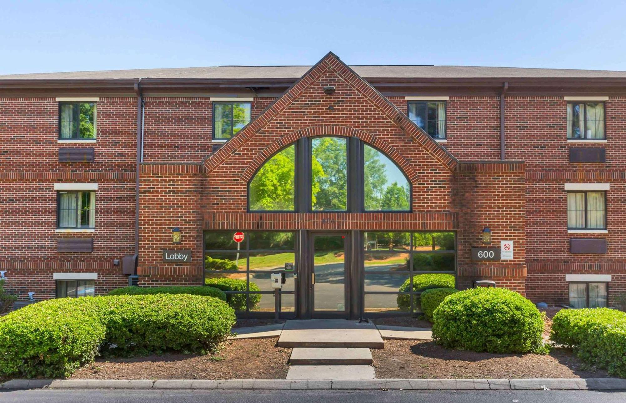 Extended Stay America Suites - Raleigh - Cary - Harrison Ave Ngoại thất bức ảnh