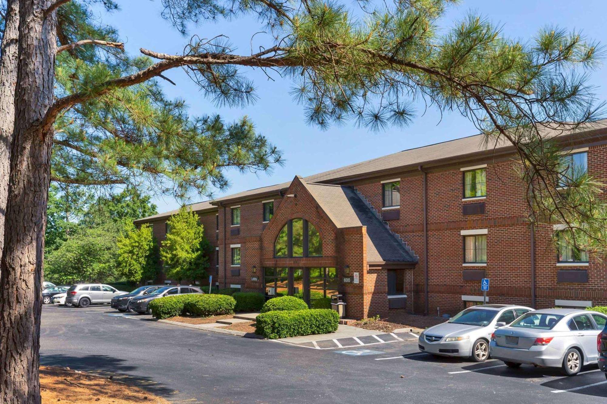 Extended Stay America Suites - Raleigh - Cary - Harrison Ave Ngoại thất bức ảnh