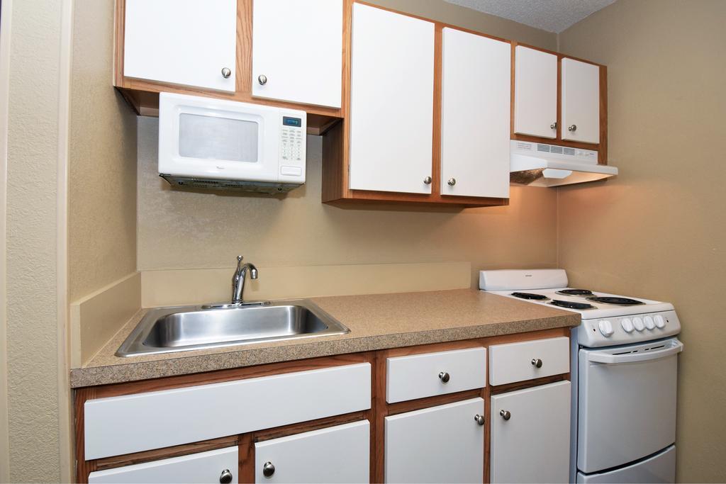 Extended Stay America Suites - Raleigh - Cary - Harrison Ave Ngoại thất bức ảnh