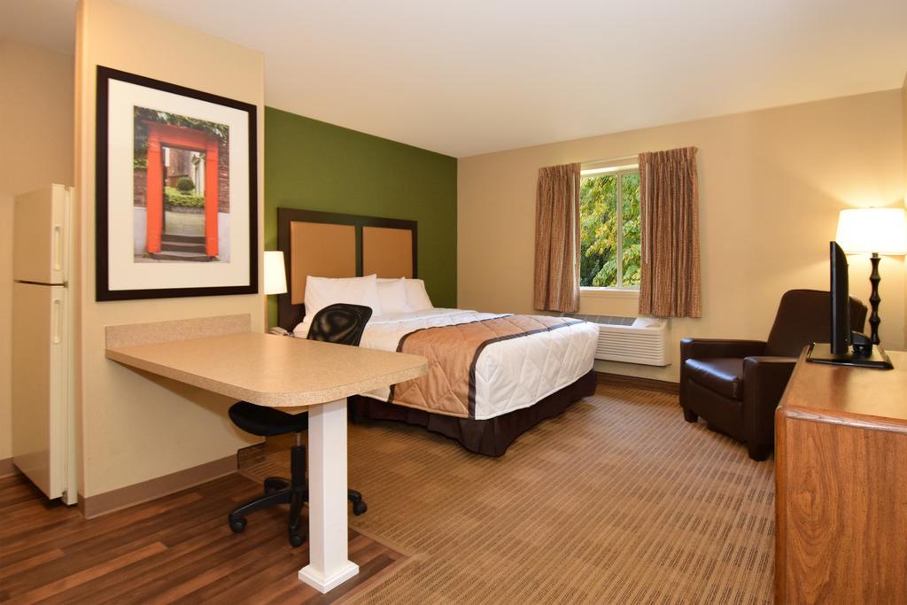 Extended Stay America Suites - Raleigh - Cary - Harrison Ave Ngoại thất bức ảnh